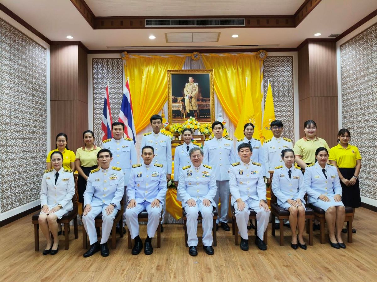 ศาลแพ่งมีนบุรีและศาลอาญามีนบุรีแผนกคดีเยาวชนและครอบครัว จัดพิธีถวายพระพรชัยมงคลพระบาทสมเด็จพระเจ้าอยู่หัว และพิธีถวายสัตย์ปฏิญาณฯ