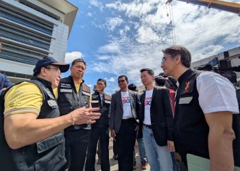 ทรู คอร์ปอเรชั่น ร่วมกับ กสทช. ลงพื้นที่ถนนทรุดหน้าวชิรพยาบาล