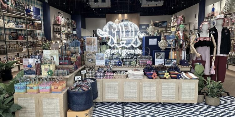 “กุ๊ด กุ๊ดส์” เซ็นทรัล กระบี่ แลนด์มาร์กแห่งใหม่ ตอกย้ำท่องเที่ยวยั่งยืน