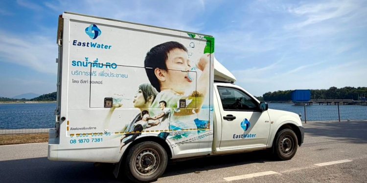 อีสท์วอเตอร์ สนับสนุนภารกิจ กปภ. ส่งรถน้ำดื่มสะอาดช่วยผู้ประสบอุทกภัยภาคใต้
