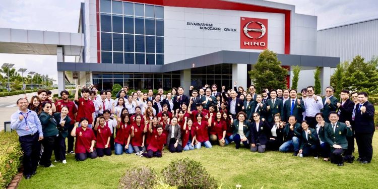 ฮีโน่มอเตอร์สฯ เปิดโรงงานต้อนรับ 3 สถาบันการศึกษา โชว์สายการผลิต–ป่าเรียนรู้ Eco Forest จุดประกายอนาคตเยาวชนไทย