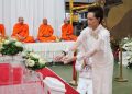“ศุภจี สุธรรมพันธ์” รองนายกรัฐมนตรีและรัฐมนตรีว่าการกระทรวงพาณิชย์ เป็นประธานพิธีอัญเชิญพระบรมสารีริกธาตุและพระธาตุพระมหิเถระ ประดิษฐานบนบุษบก ณ ประเทศศรีลังกา และวัดป่ารัตนวัน จ.นครราชสีมา