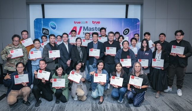 ก้าวทันทุกโมเดล AI…ทรู ร่วมยินดี “AI Mastery for Media by True” รุ่นแรก จากการเรียนรู้สู่การใช้งานจริง หนุนสื่อทำงานเร็วขึ้น คิดลึกขึ้น และใช้ AI อย่างรับผิดชอบ