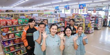 จากพนักงานสู่เจ้าของร้านเซเว่น ในวัย 23 ปี บทเรียนสำคัญคือการคิดแบบ “เถ้าแก่”