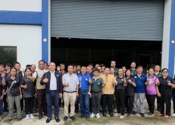 ลำพูนเดินหน้าลด PM2.5 เปลี่ยนเศษวัสดุการเกษตรเป็นเชื้อเพลิงชีวมวล ลดไฟป่า สร้างรายได้ชุมชน