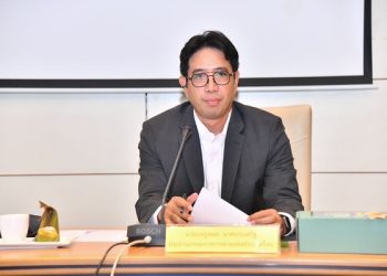 “ประธานบอร์ดเบญจพล” นั่งหัวโต๊ะประชุมบอร์ด กยท. นัดพิเศษ เดินเครื่องสรรหา ผู้ว่าการฯ ยึดกรอบโปร่งใสและชัดเจน พร้อมตั้ง “วีริศ” นั่งรักษาการผู้ว่าฯ กยท.