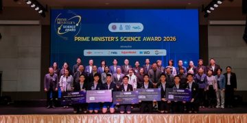 เอ็กซอนโมบิลมอบรางวัล ExxonMobil Applied Science Excellence Award ในเวที Prime Minister Science Award 2026 ยกย่องเยาวชนผู้มีผลงานโดดเด่นด้านวิทยาศาสตร์ประยุกต์ ส่งเสริมการพัฒนาศักยภาพเยาวชนผ่านวิทยาศาสตร์ เทคโนโลยี และนวัตกรรม จุดประกายเยาวชนไทยให้สร้างสรรค์นวัตกรรมเพื่อแก้ไขปัญหาและพัฒนาสังคม