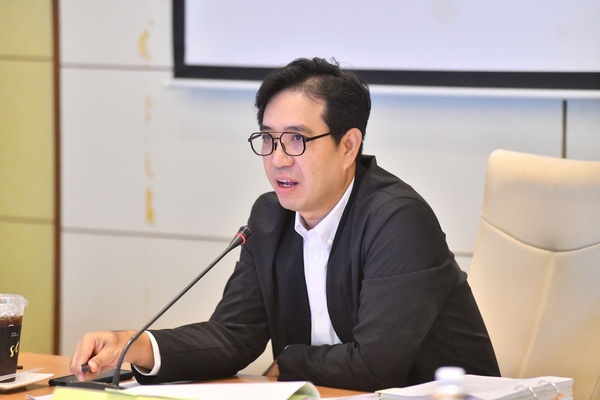“เบญจพล” ปธ.บอร์ด กยท. เผย “สุริยะ” สั่งเร่งสำรวจความเสียหาย หามาตรการช่วยเหลือชาวสวนยางเร่งด่วน พร้อมระดมแจกถุงยังชีพบรรเทาความเดือดร้อน – ส่งกำลังใจผู้ประสบภัยให้สถานการณ์กลับสู่ปกติโดยเร็ว