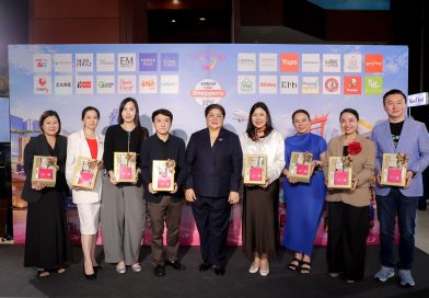 ทรู X ททท. ต้อนรับนักท่องเที่ยวอาเซียนและอินเดีย มอบซิม True 5G ฟรี พร้อมสิทธิพิเศษท่องเที่ยวและช้อปปิ้งกว่า 10,000 บาท เติมเต็มประสบการณ์เที่ยวไทย